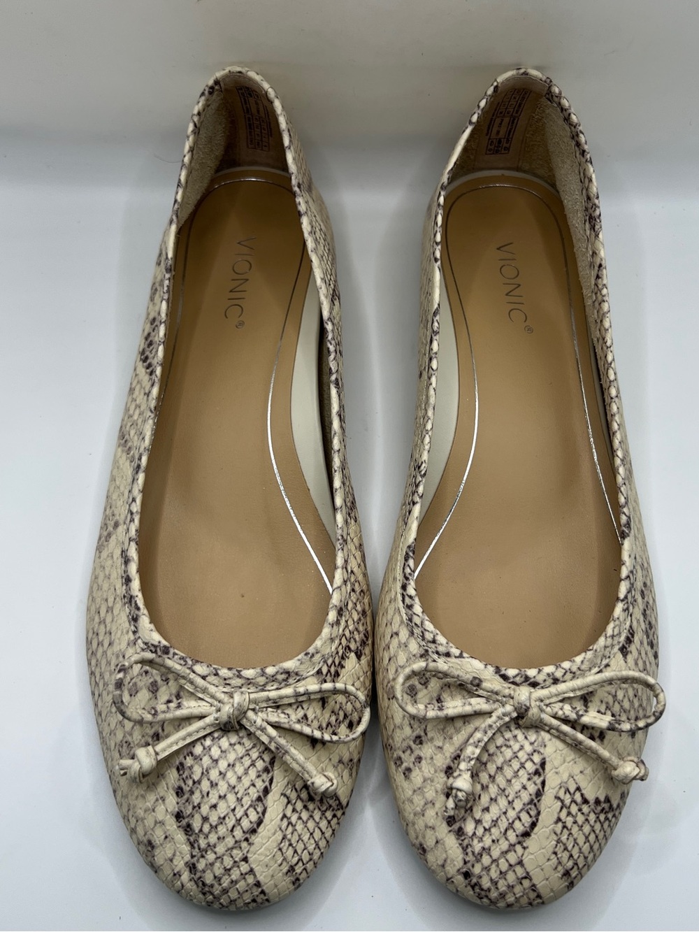 Vionic Cream Snake-Print Ballet Flats with Bow Accent